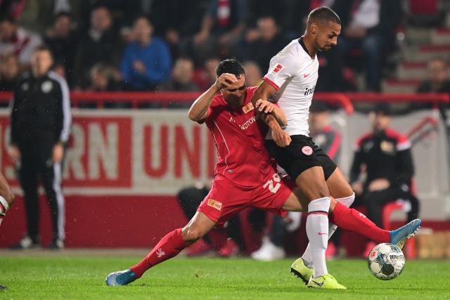 余嘉豪26+9浙江胜青岛 姜伟泽21+15吉林胜宁波