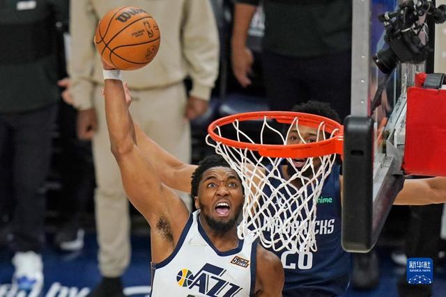 范子铭15+9曾凡博11分 首钢5人上双击败宁波